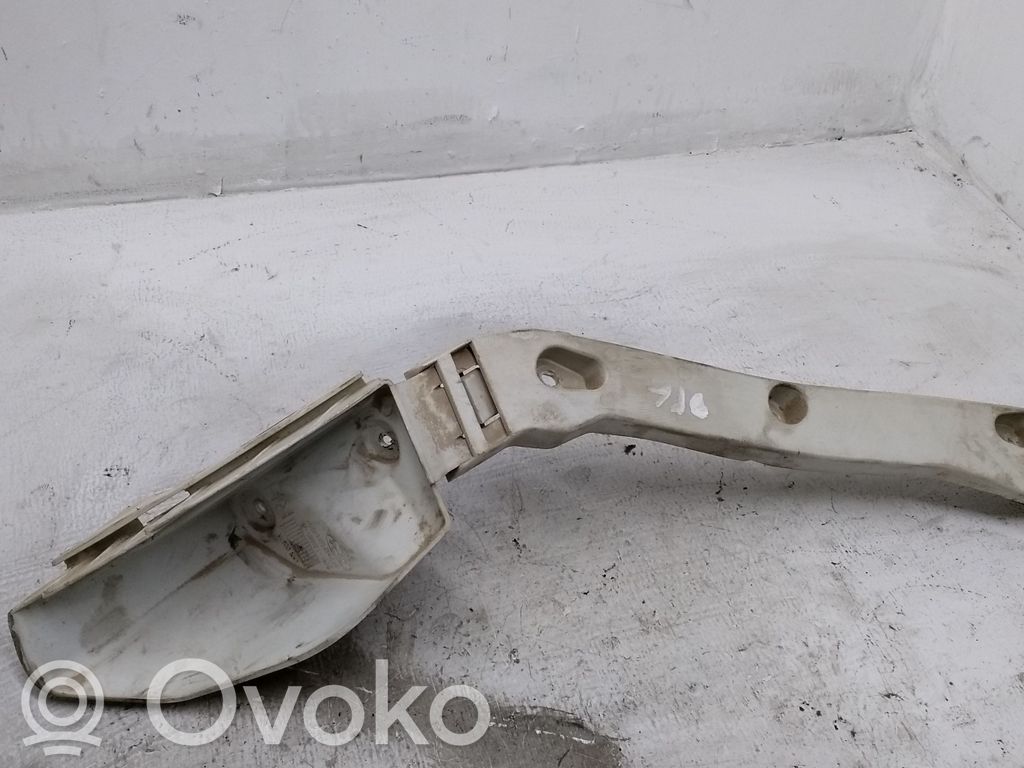 Ford Kuga I Takapuskurin kannake 