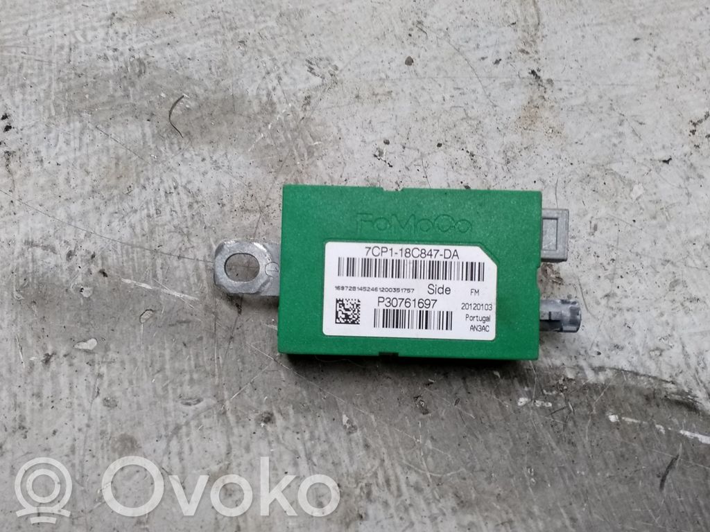 Ford Kuga I Antenos stiprintuvas 