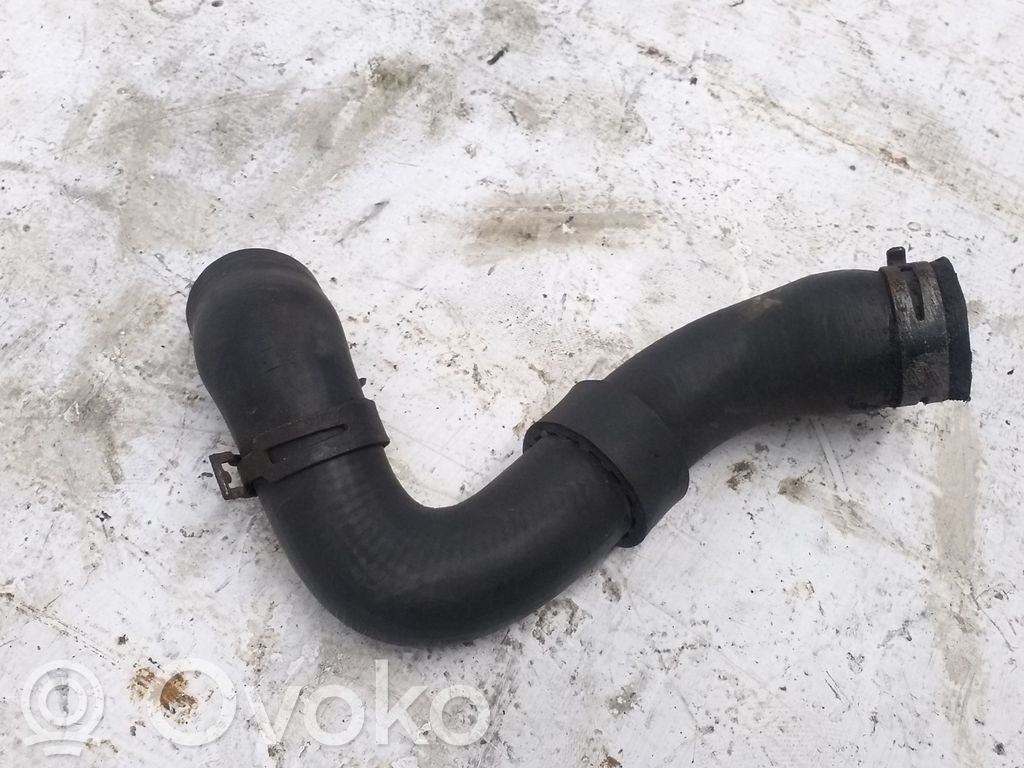 Volkswagen Transporter - Caravelle T5 Tubo flessibile del liquido di raffreddamento del motore 