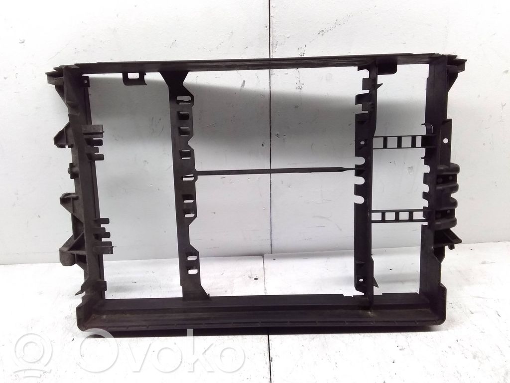 BMW 7 E38 Support de radiateur sur cadre face avant 
