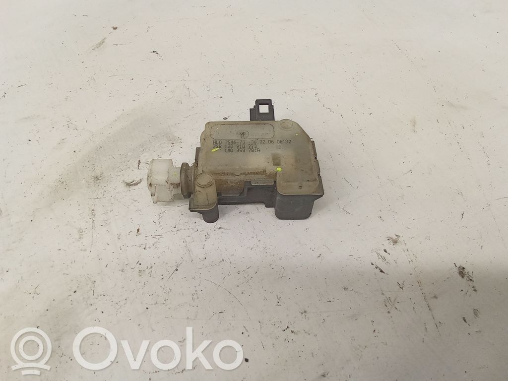 Skoda Octavia Mk2 (1Z) Motor blocare bușon rezervor combustibil