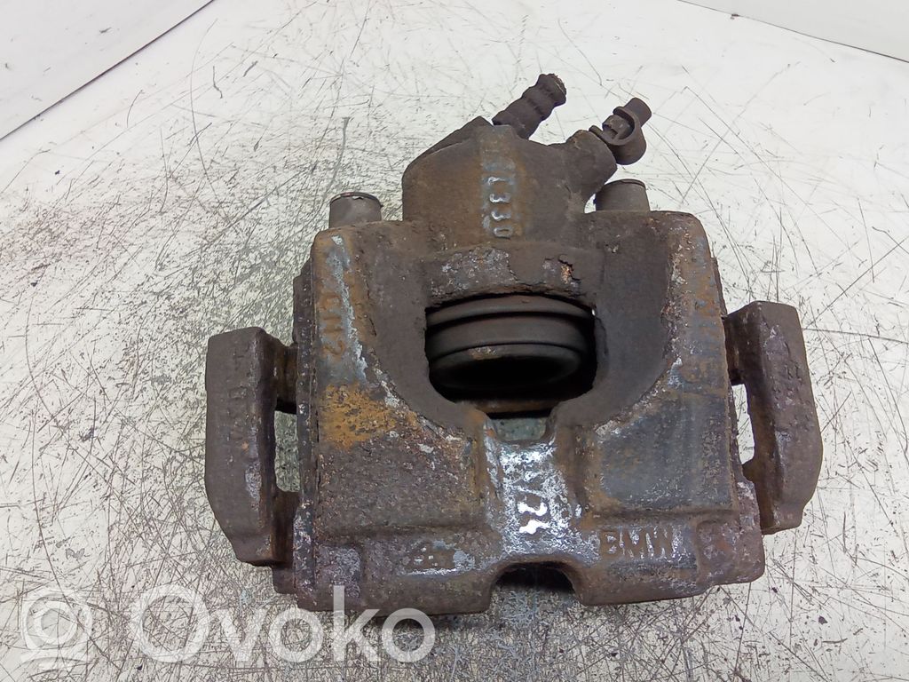 Front brake caliper   5424
