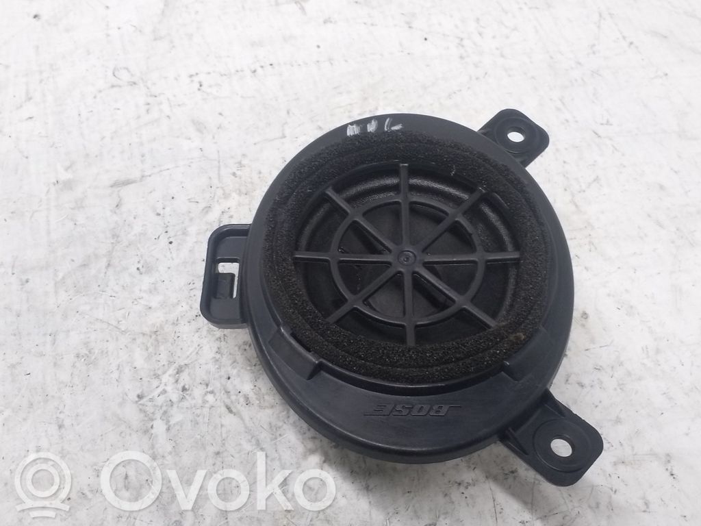 Audi Q7 4L Parcel shelf speaker 