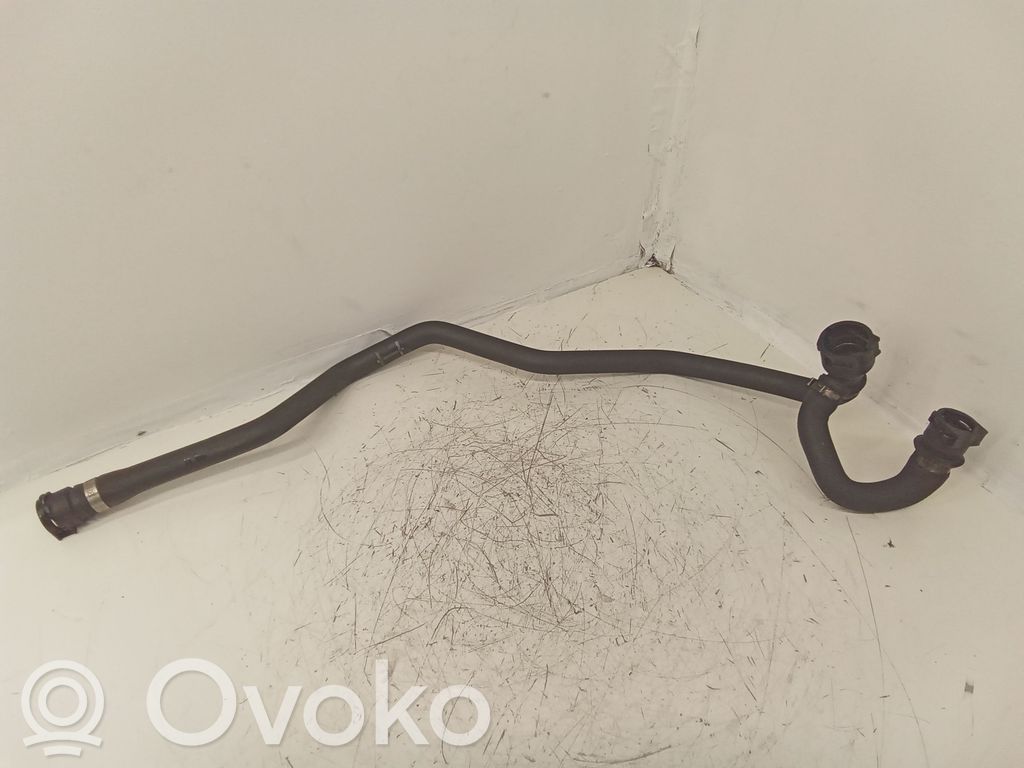 BMW 5 F10 F11 Conductă/furtun lichid de răcire motor