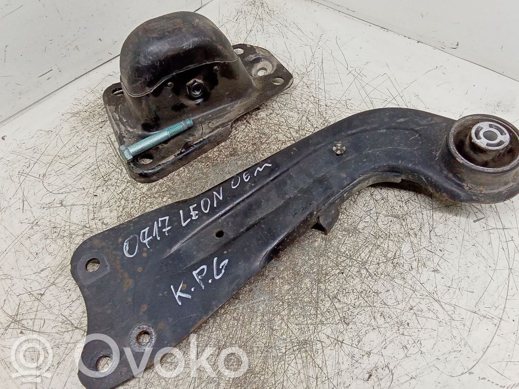 Seat Leon (1P) Basculă superioară spate 