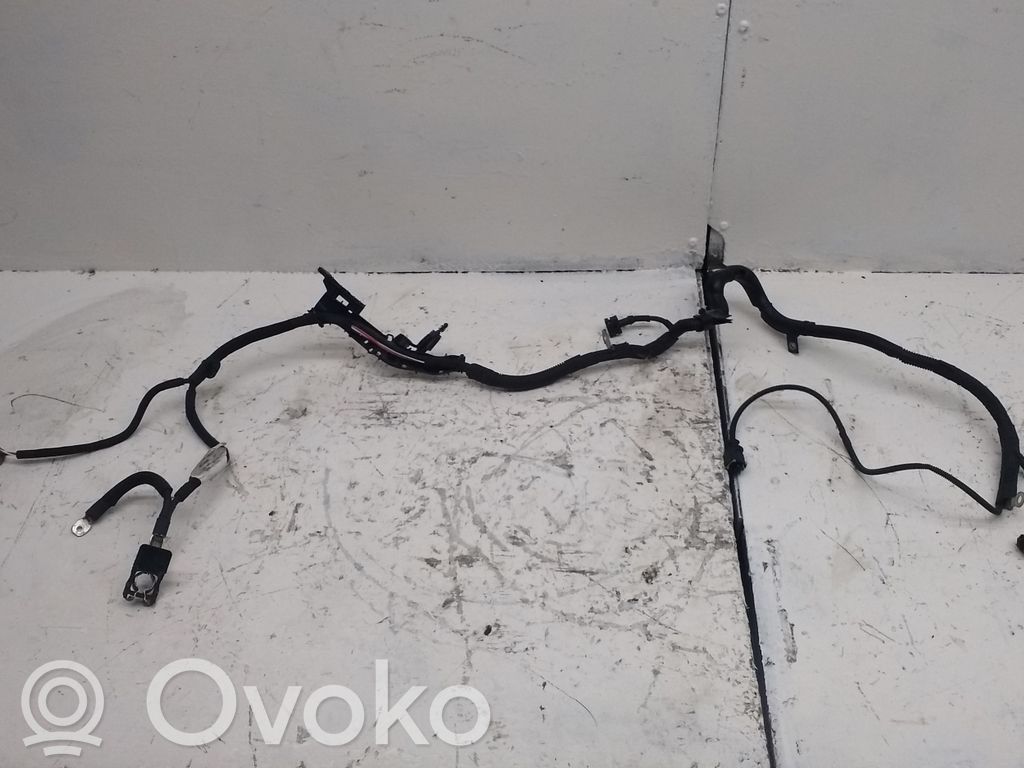Opel Grandland X Plus / Klema / Przewód akumulatora 