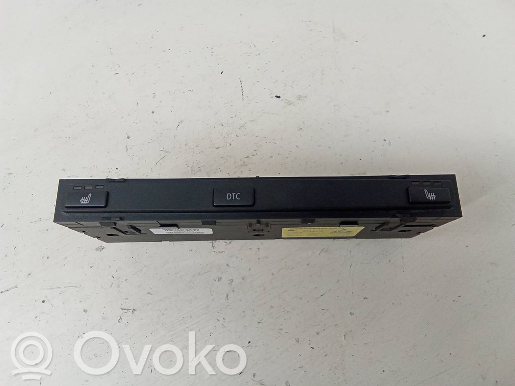 BMW 5 E60 E61 Sēdekļu apsildes slēdzis 