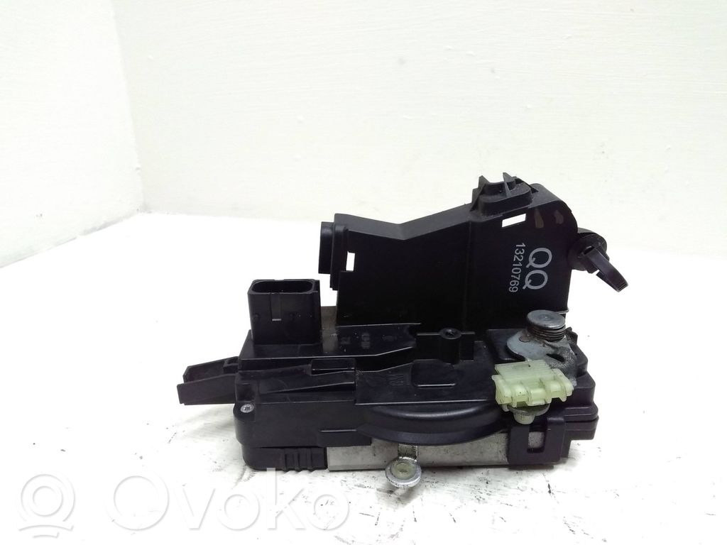 Opel Vectra C Front door lock 