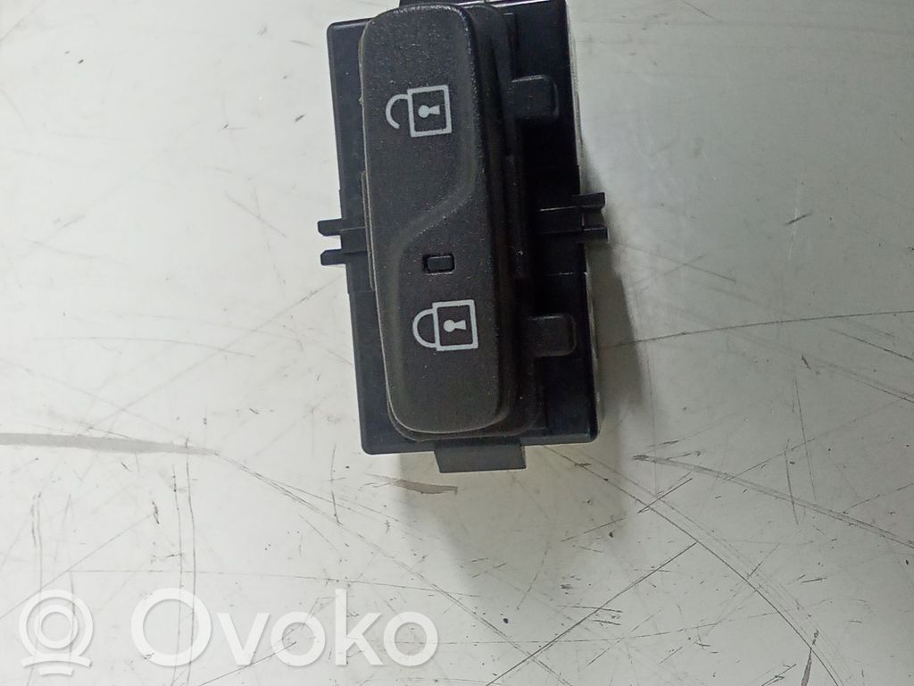 Volvo S60 Interruttore a pulsante della chiusura centralizzata 