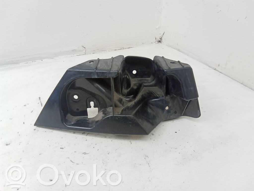 Ford Mondeo MK V Uchwyt / Mocowanie zderzaka tylnego 