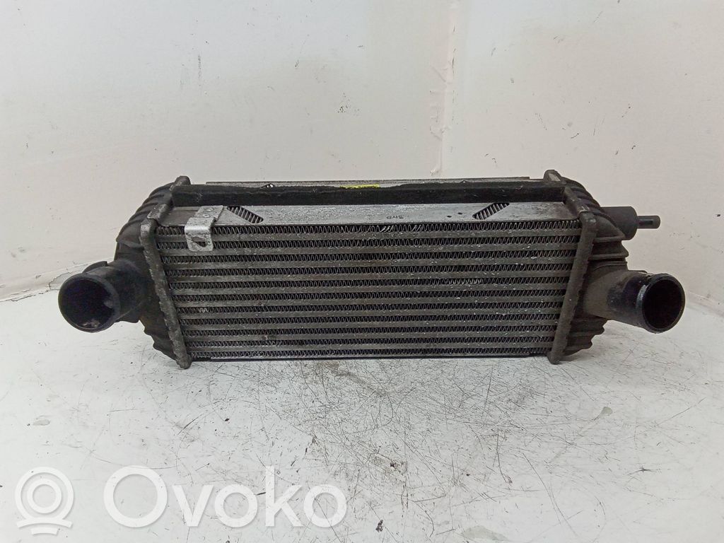 Hyundai ix35 Chłodnica powietrza doładowującego / Intercooler 
