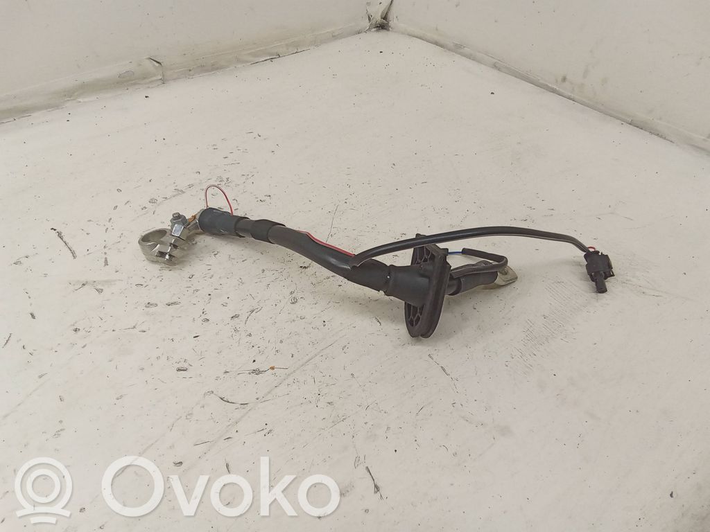 Volkswagen Touareg II Cablu cu bornă pozitivă (baterie) 
