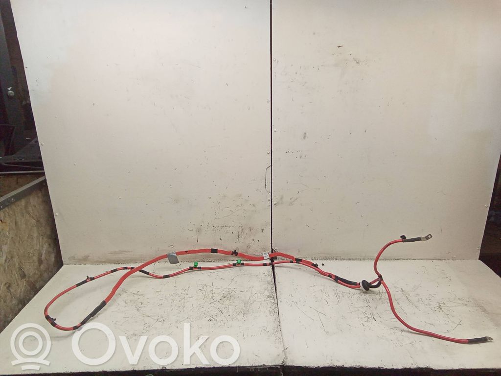 Audi A4 S4 B9 Cable positivo (batería) 