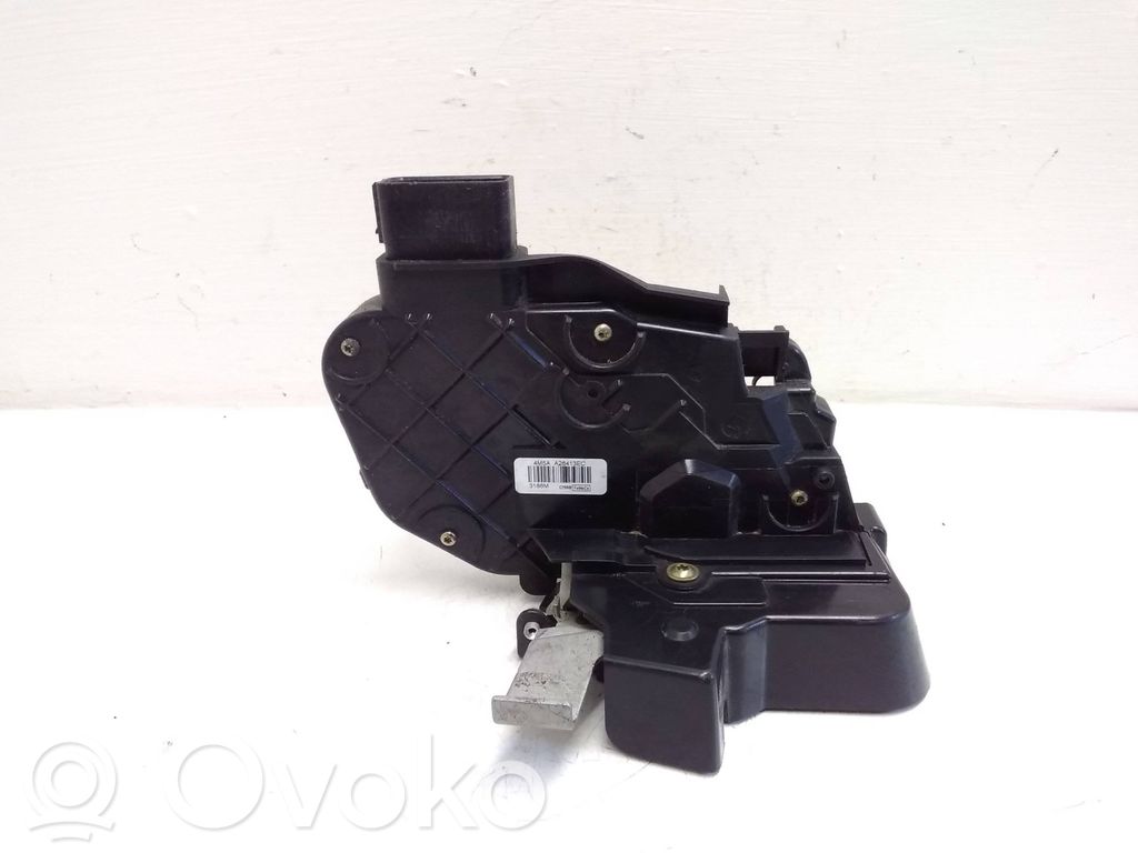 Ford Focus Aizmugurē slēdzene 
