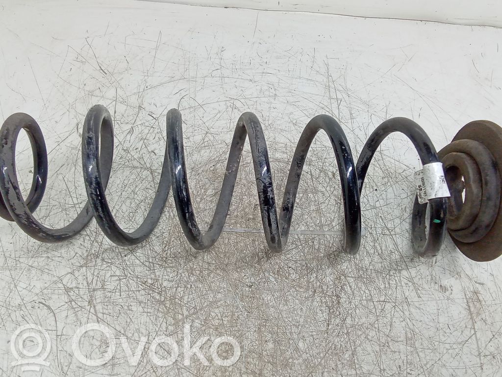 Volkswagen Golf VII Feder hinten 