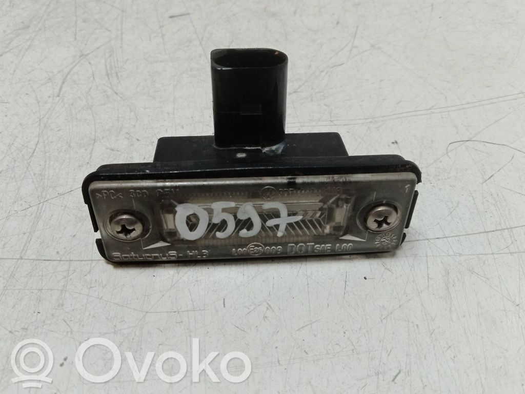 Volkswagen Polo Lampa oświetlenia tylnej tablicy rejestracyjnej 
