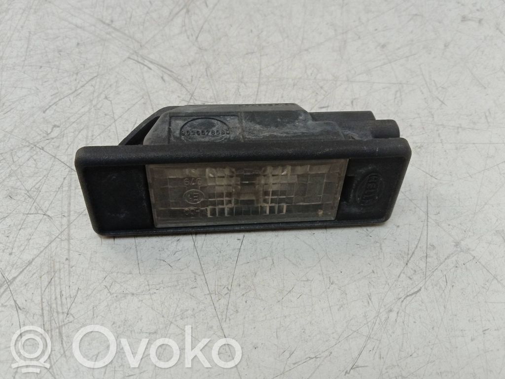 Lampă număr   2KA008224