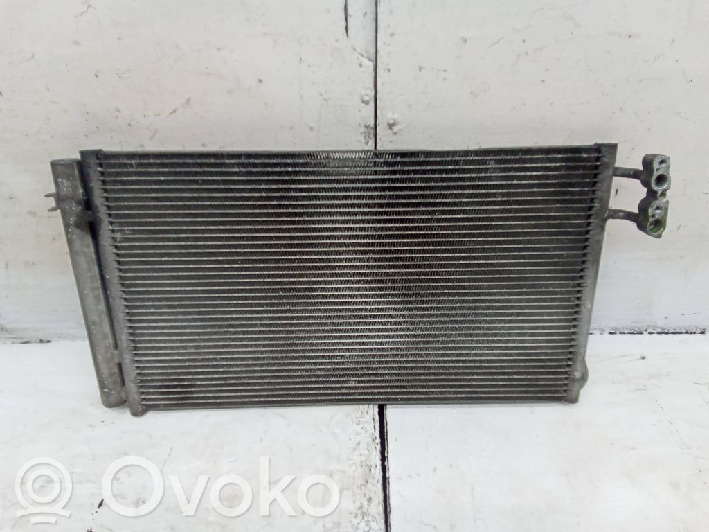 BMW 3 E90 E91 Radiatore di raffreddamento A/C (condensatore)