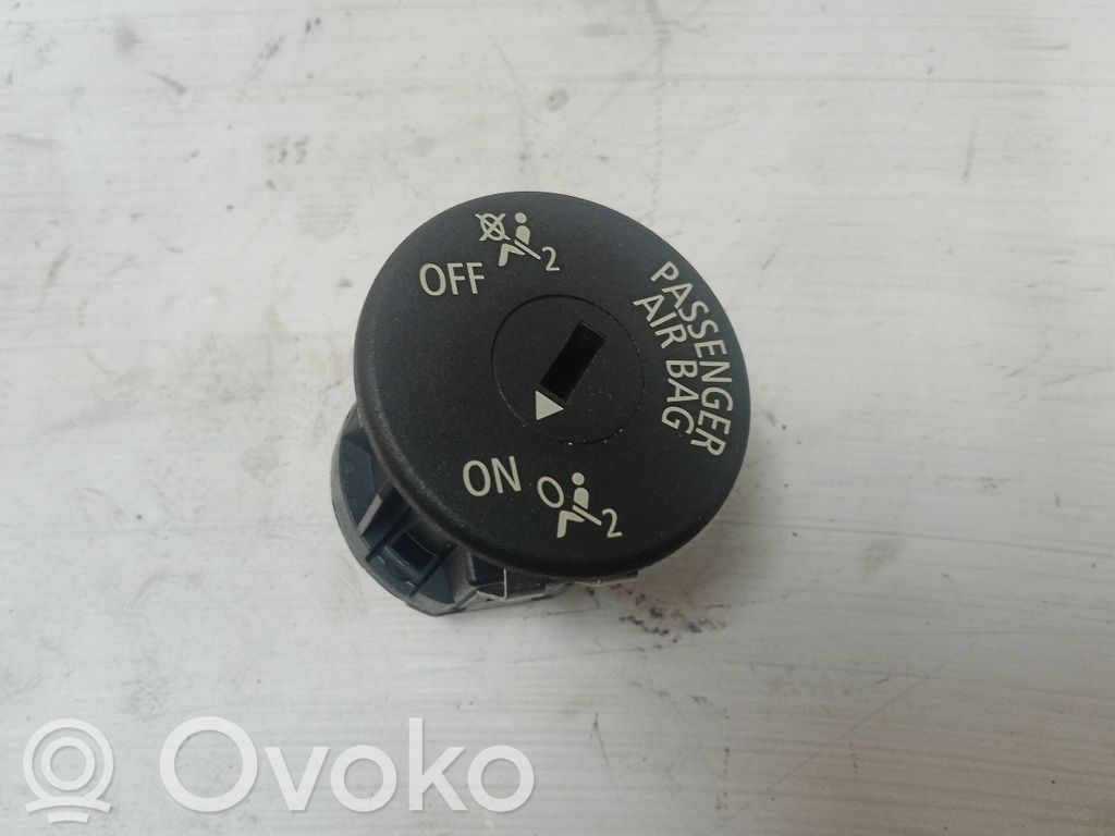 Interruttore airbag passeggero on/off   919688604