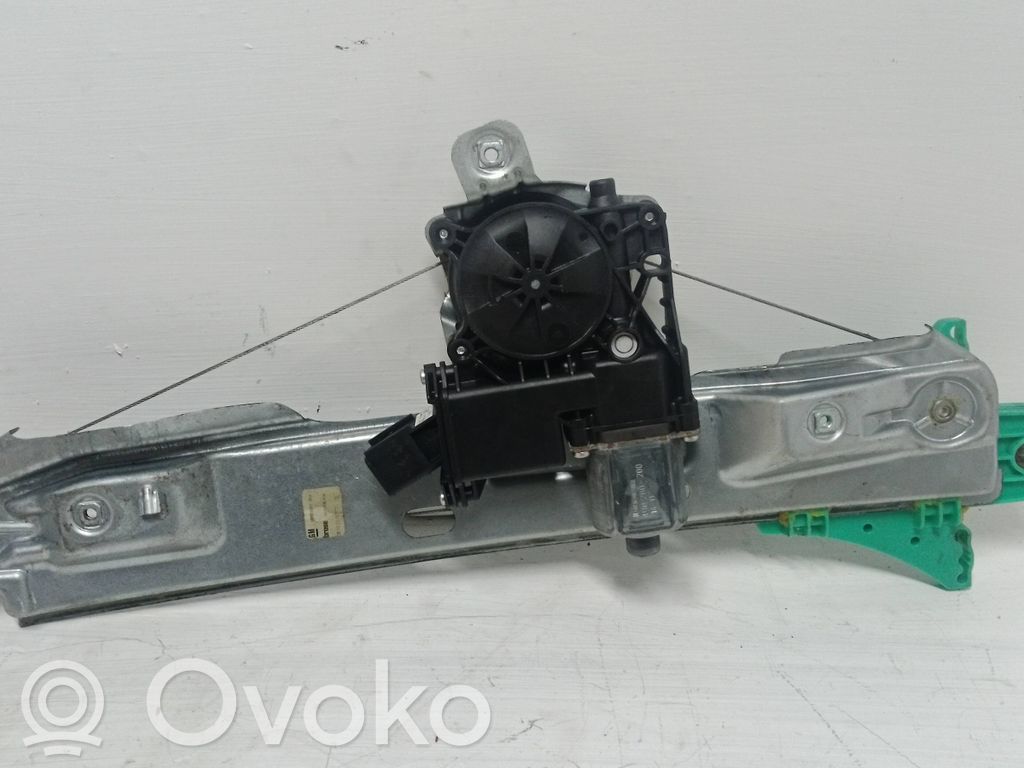 Opel Astra J Elektryczny podnośnik szyby drzwi tylnych 