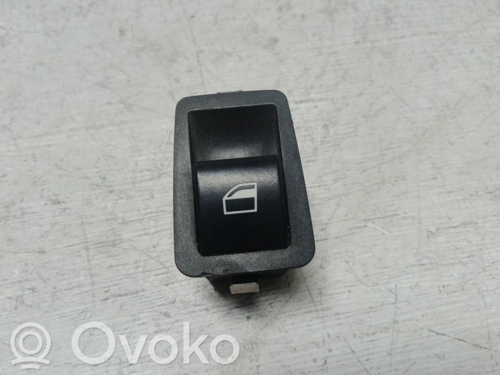 BMW 3 E46 Electric window control switch 