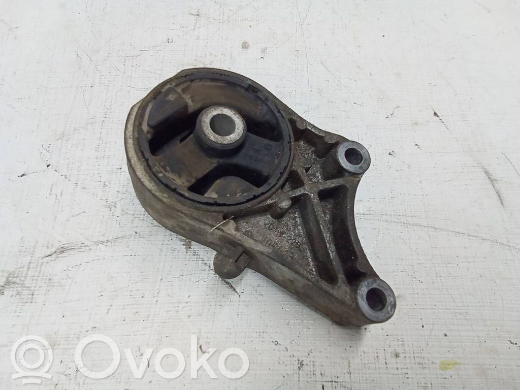 Opel Vectra C Engine mount bracket 