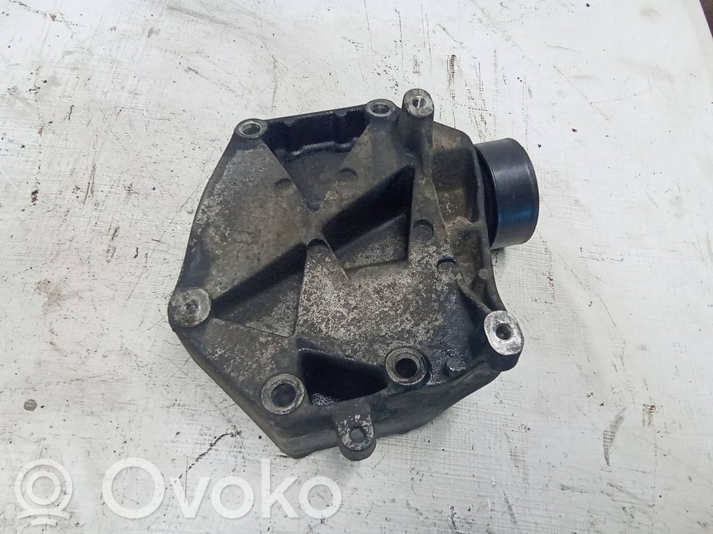 Opel Vectra C Generator/alternator bracket 