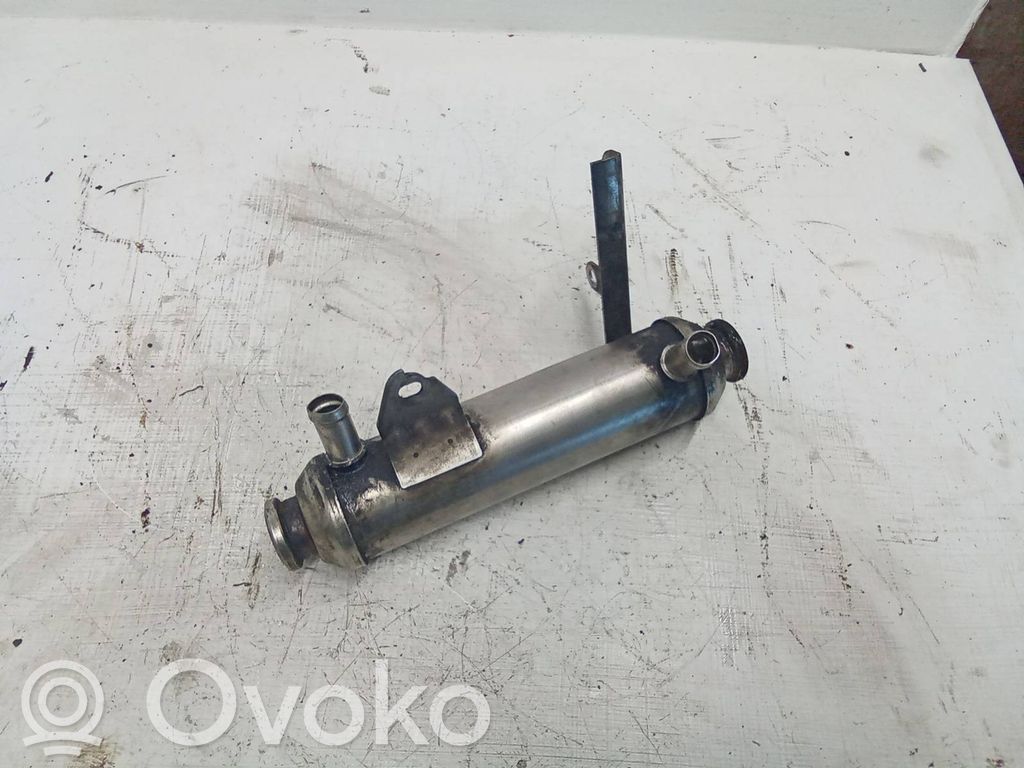 Opel Vectra C Refrigerador de la válvula EGR 