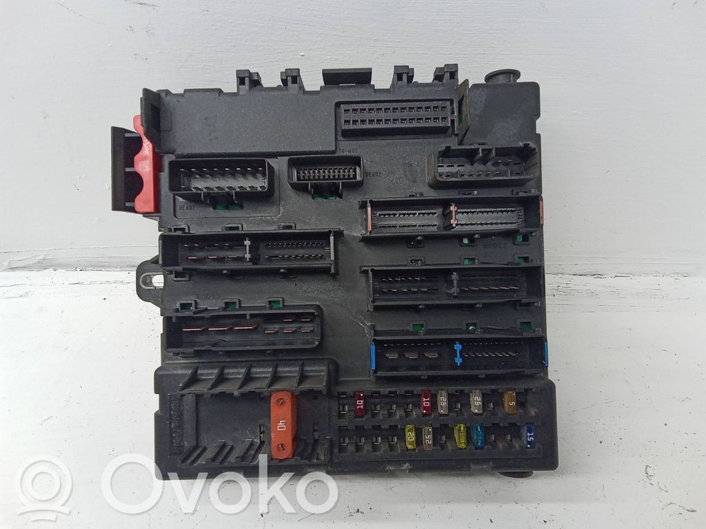 Opel Vectra C Fuse module 