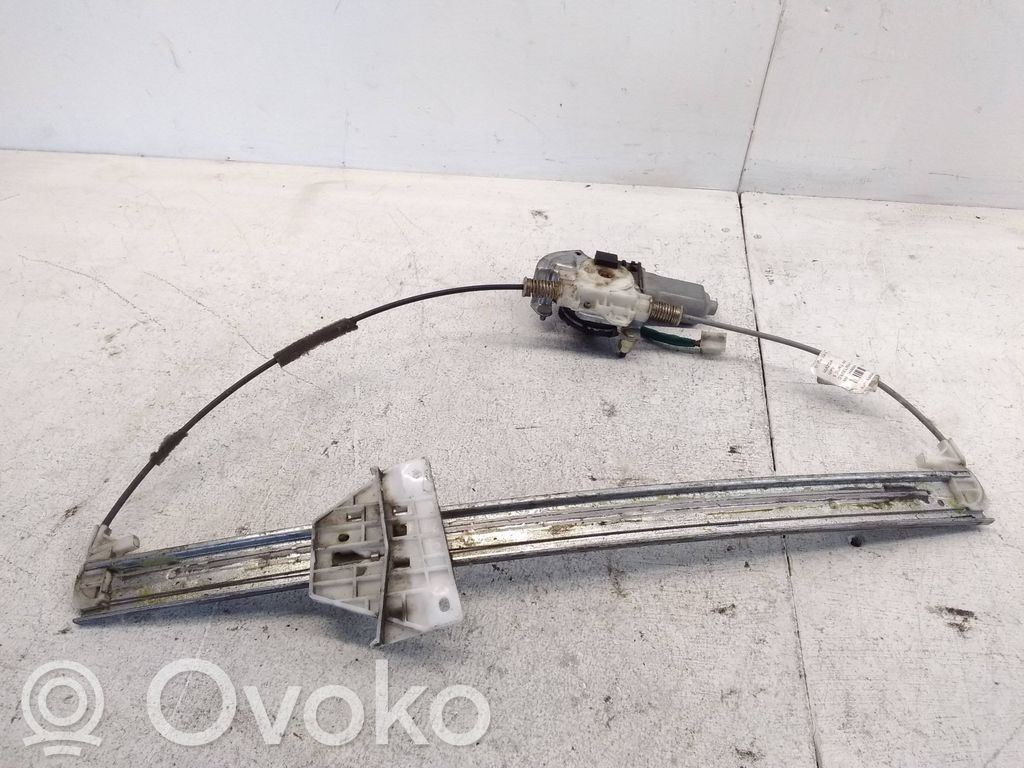 Mazda MPV Elektryczny podnośnik szyby drzwi przednich 