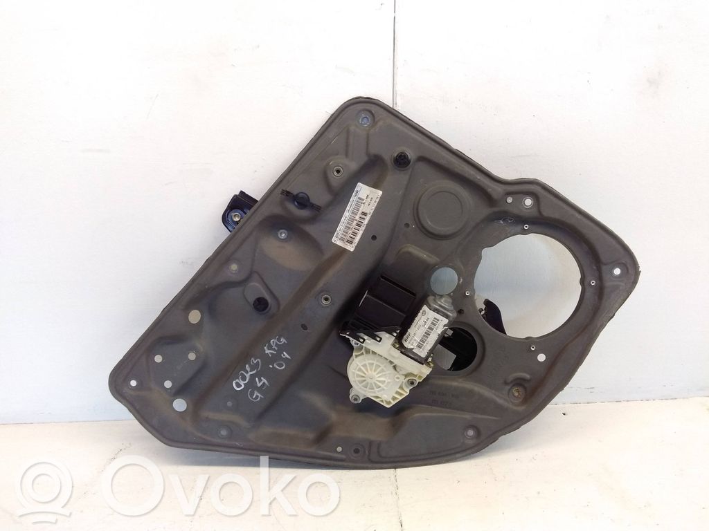 Volkswagen Golf IV Macara geam ușă spate cu motor 
