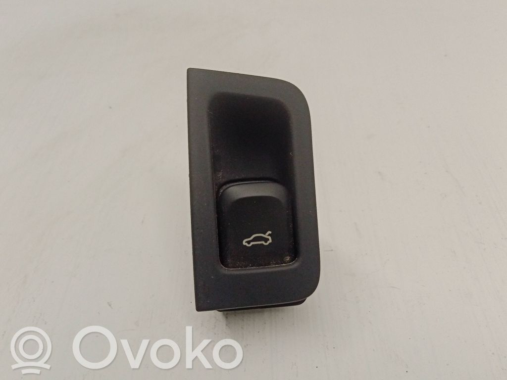 Audi A6 Allroad C7 Interruptor para abrir la puerta trasera 
