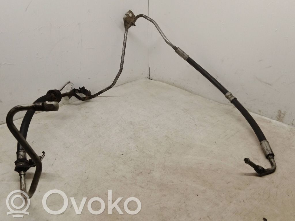 BMW 5 E60 E61 Ohjaustehostimen letkusto 
