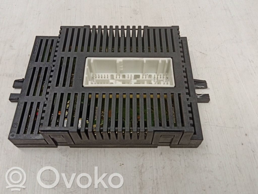 Sterownik / Moduł świateł LCM   6943284