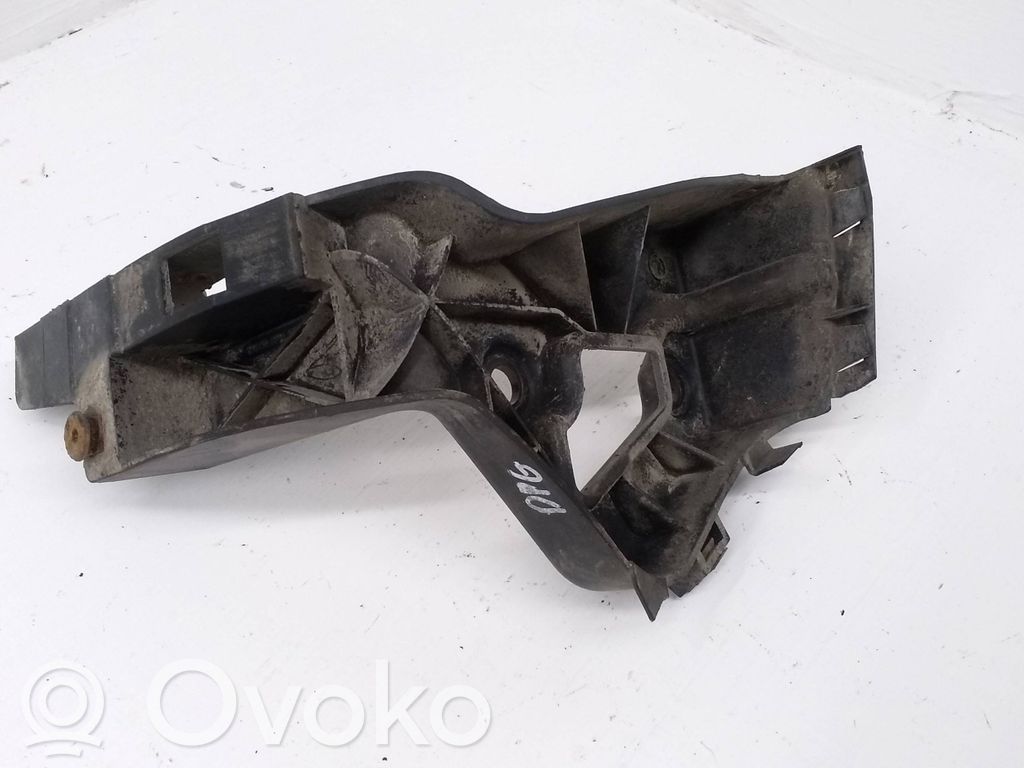 Audi A8 S8 D3 4E Rear bumper mounting bracket 