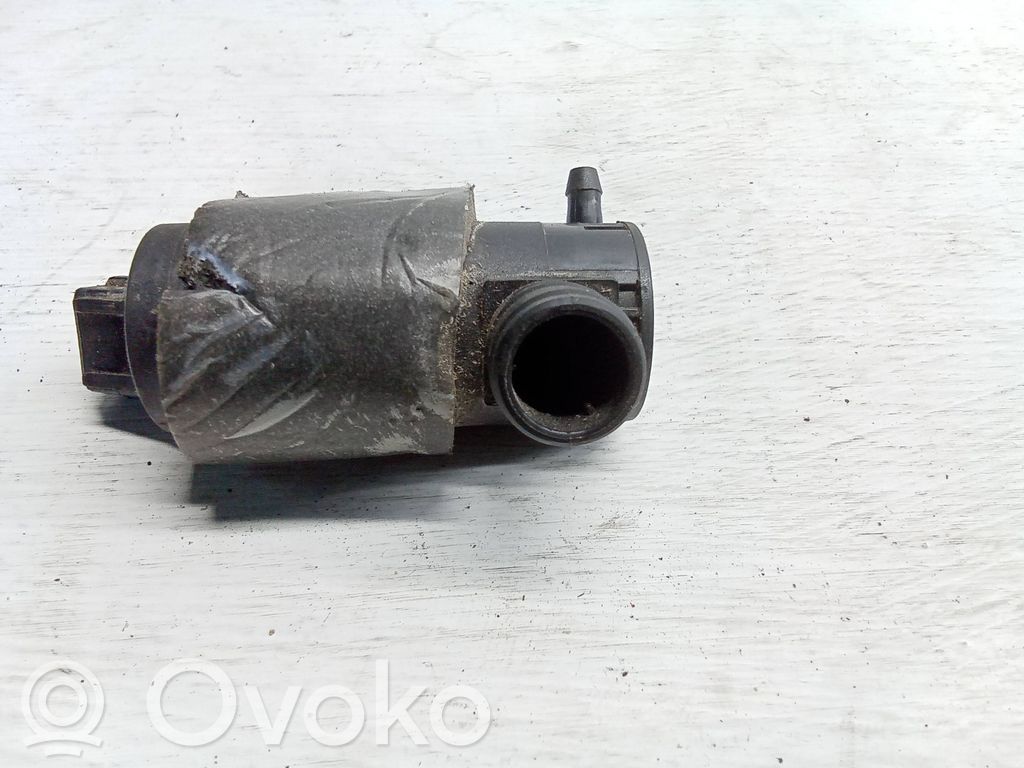 Ford Focus Windscreen/windshield washer pump 