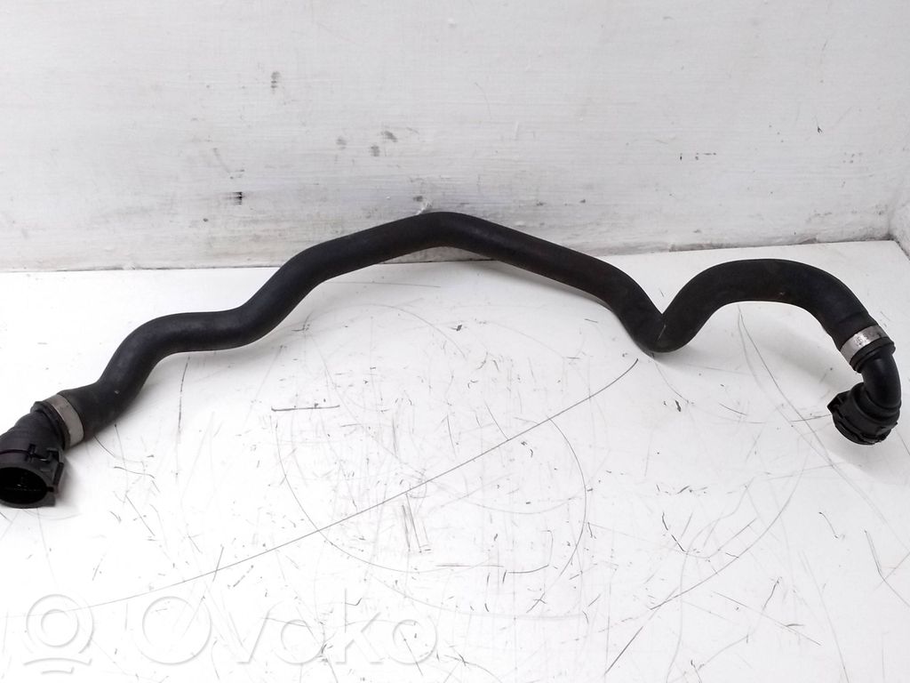 BMW X5 E70 Engine coolant pipe/hose 