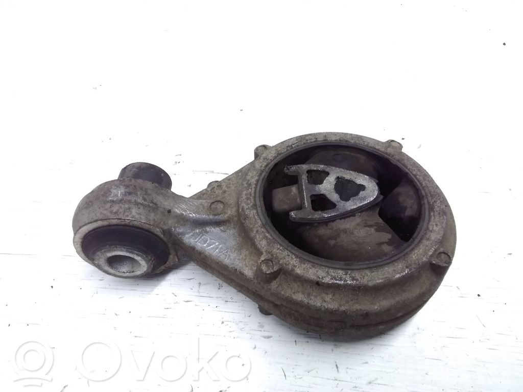 Nissan Qashqai Engine mount bracket 