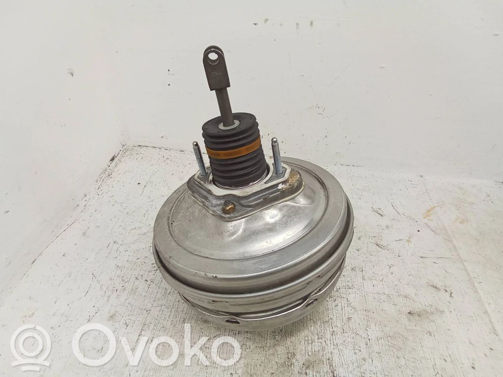 BMW X3 E83 Brake booster 