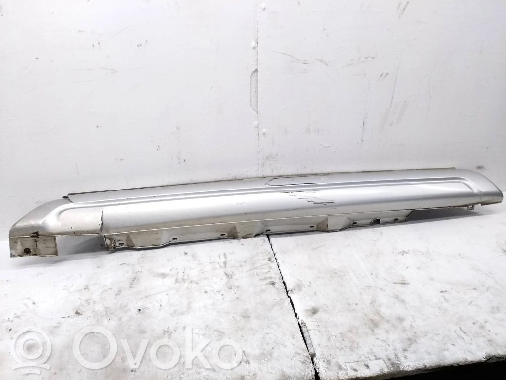 BMW X3 E83 Sill 
