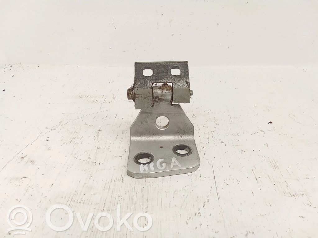 BMW X3 E83 Rear door lower hinge 