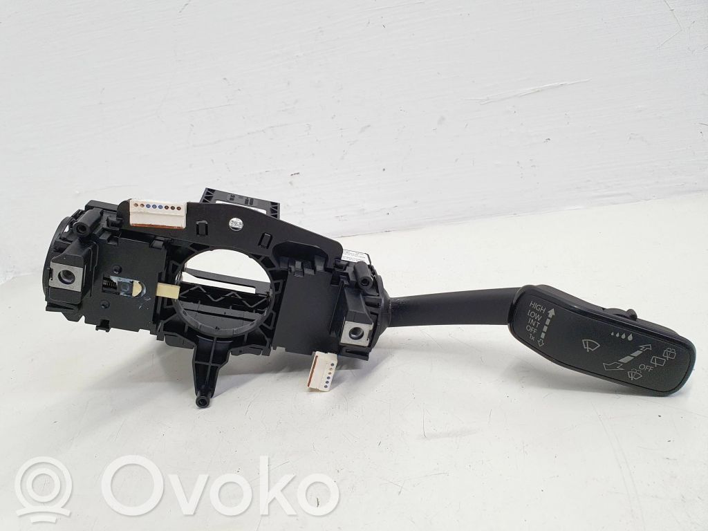 Seat Ateca Wiper turn signal indicator stalk/switch 