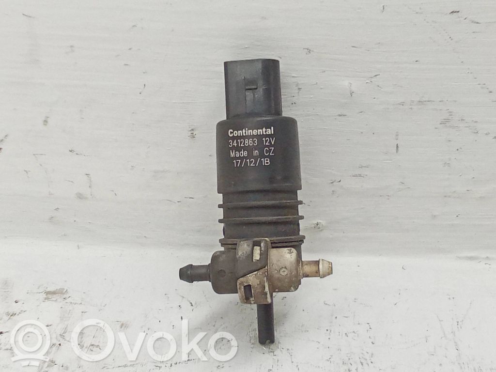 Honda Civic IX Windscreen/windshield washer pump 