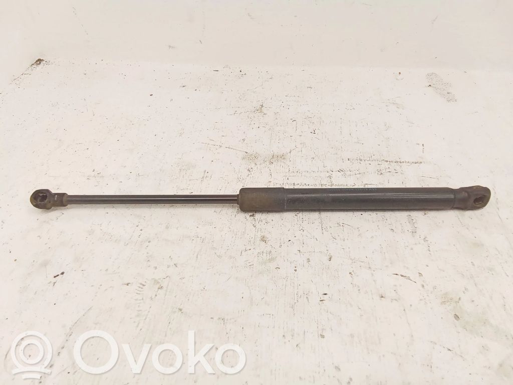 Volkswagen Caddy Amortizor capotă motor 