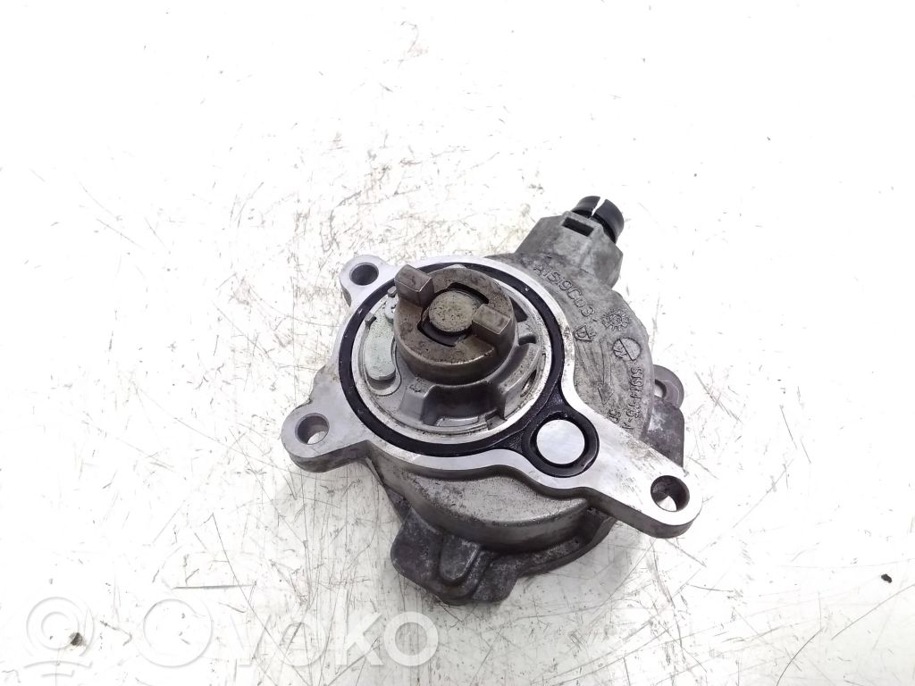 Ford Mustang V Vacuum pump 