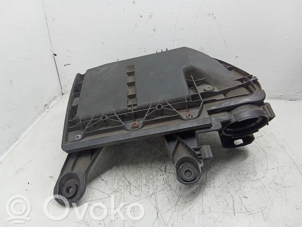 Citroen C4 Grand Picasso Air filter box 
