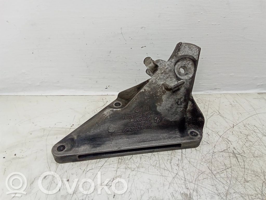 BMW 7 E65 E66 Engine mounting bracket 