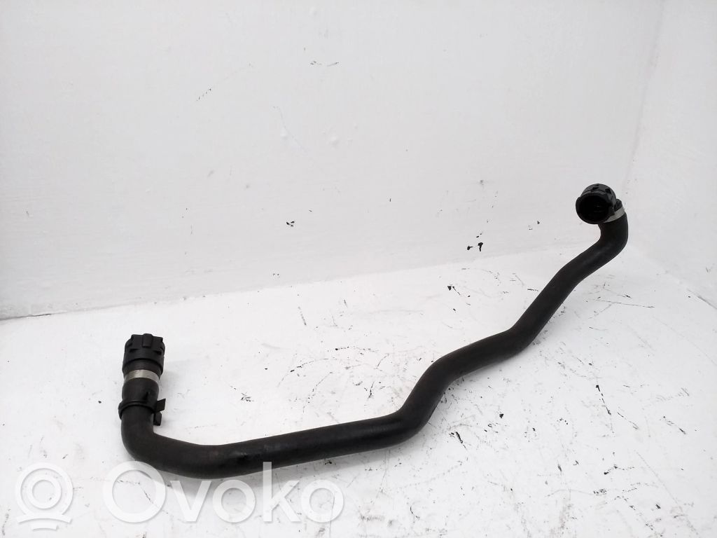 BMW 7 E65 E66 Variklio aušinimo vamzdelis (-ai)/ žarna (-os) 