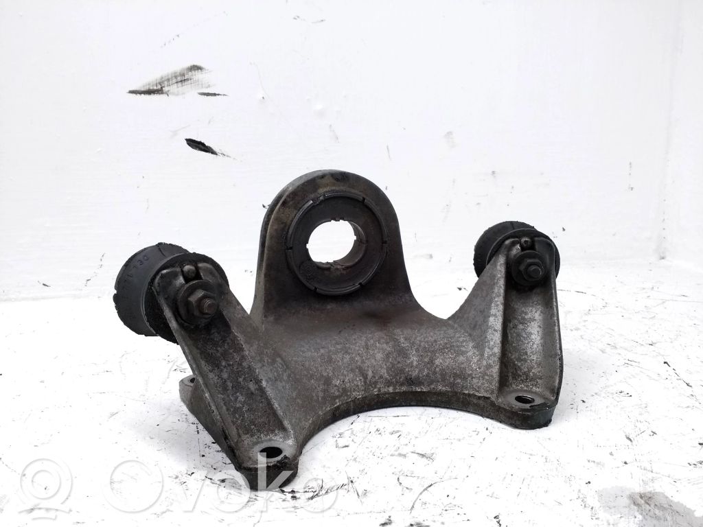BMW 7 E65 E66 Gearbox mounting bracket 