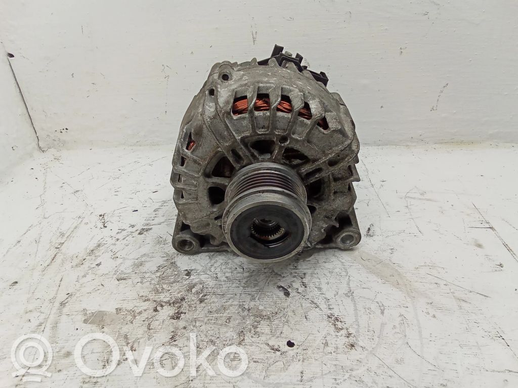 Volvo V70 Ģenerators 